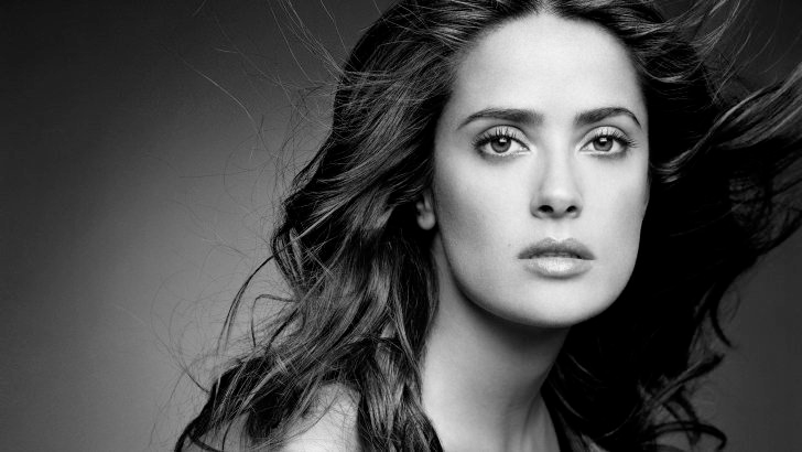 Salma Hayek: celebrando una trayectoria de impacto y resiliencia