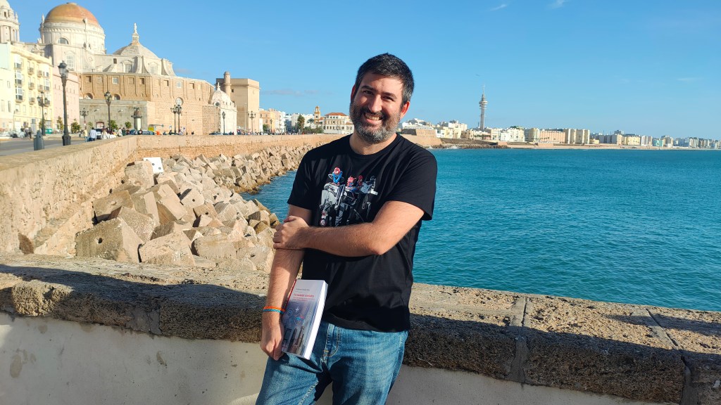 “El videojuego ya no es solo jugar”: el Dr. Guillermo Paredes presenta La sociedad&nbsp;videolúdica